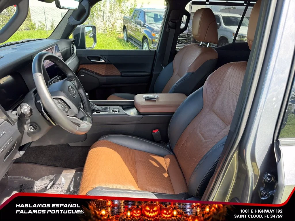 Used 2025 Gray Lexus Luxury image 13