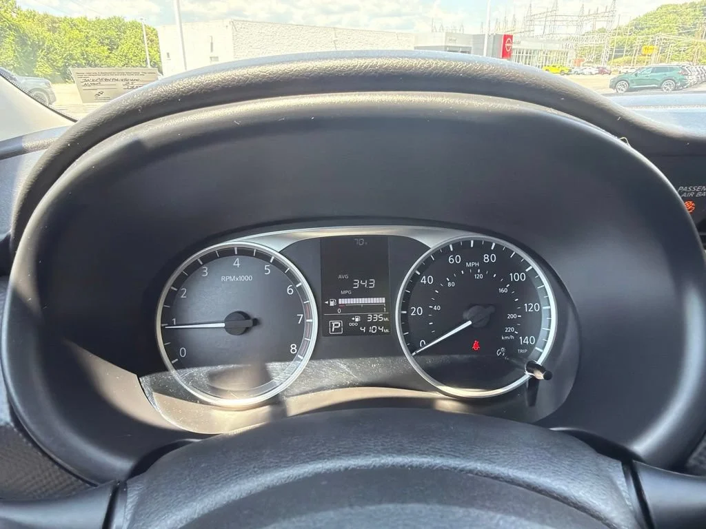 Used 2025 Gun Metall. Nissan S image 16