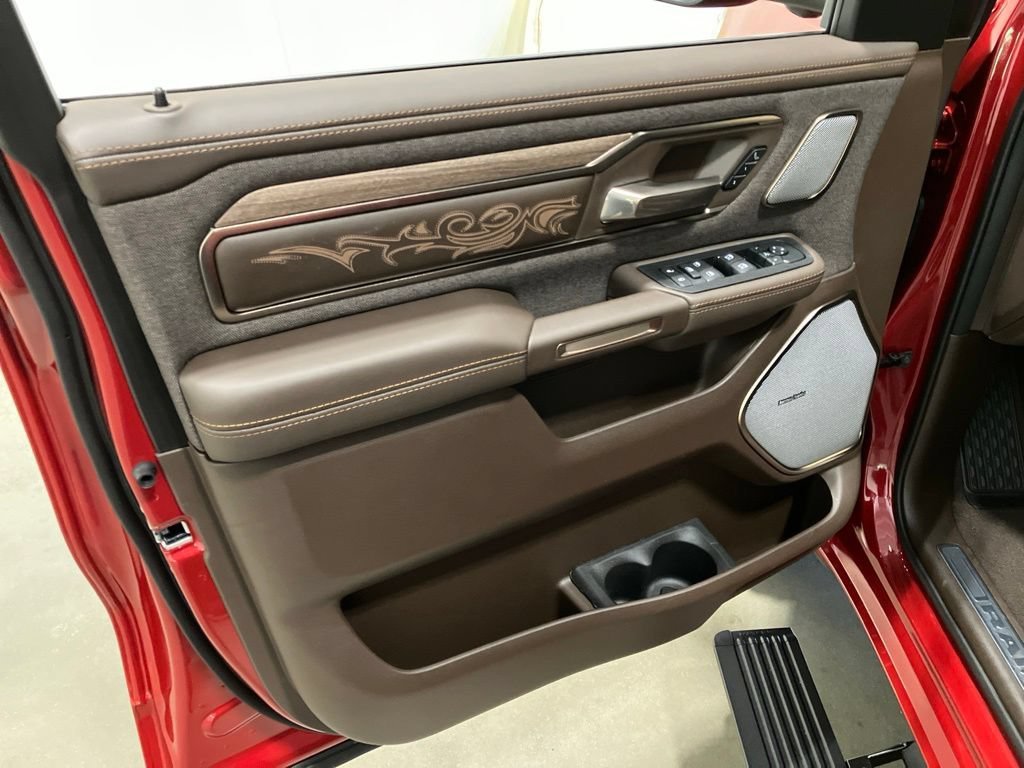 New 2026 Molten Red Pearl-Coat Exterior Paint RAM Longhorn image 14