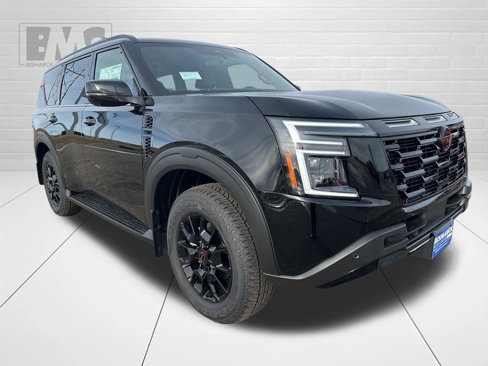 New 2026 Black Nissan PRO-4X image 3