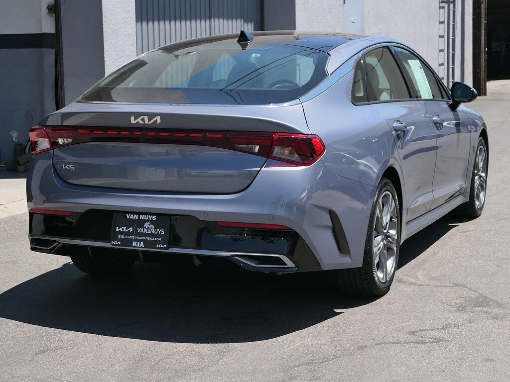 Used 2023 Silver Kia EX image 3