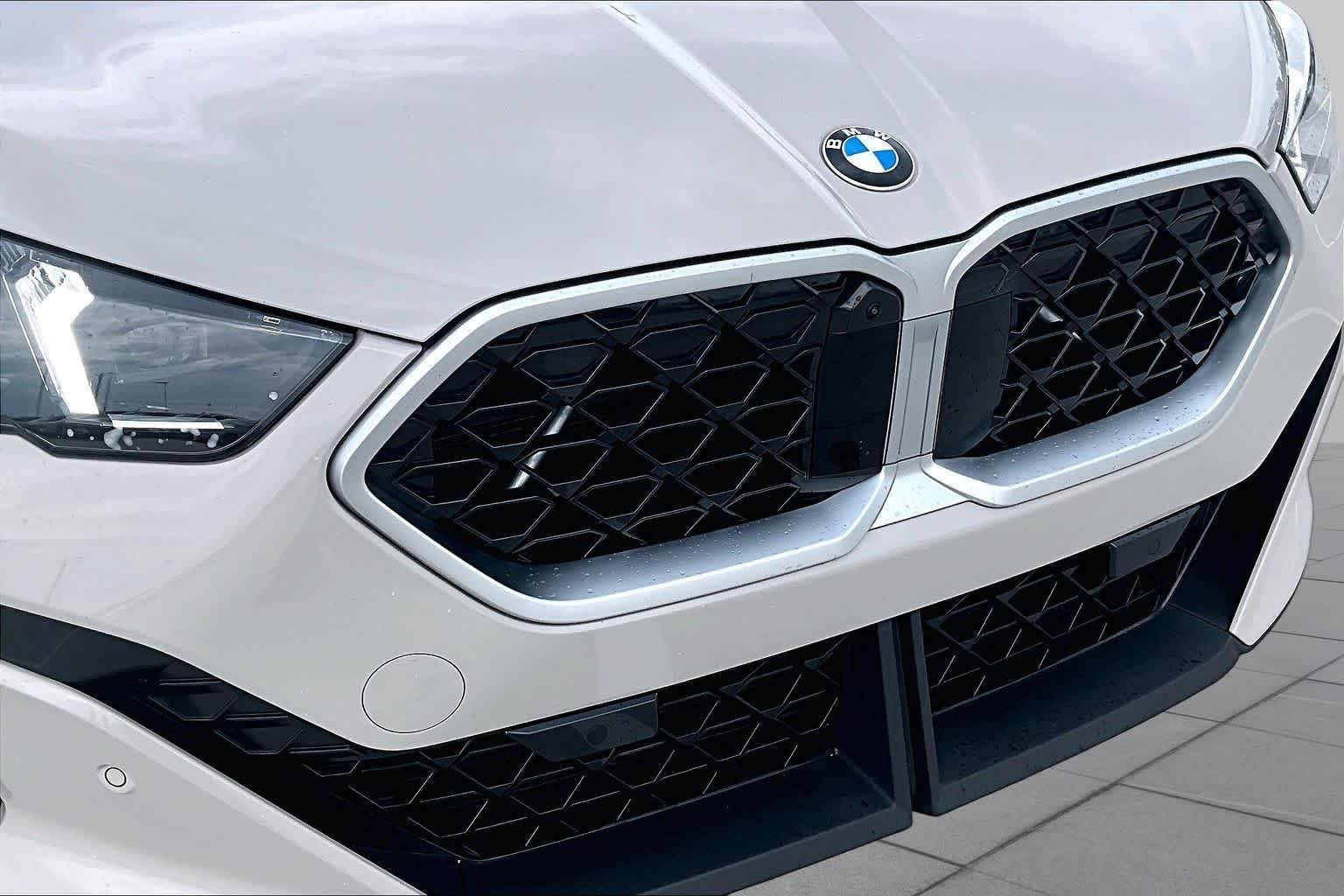 Used 2026 Dune Grey Metallic BMW xDrive28i image 28