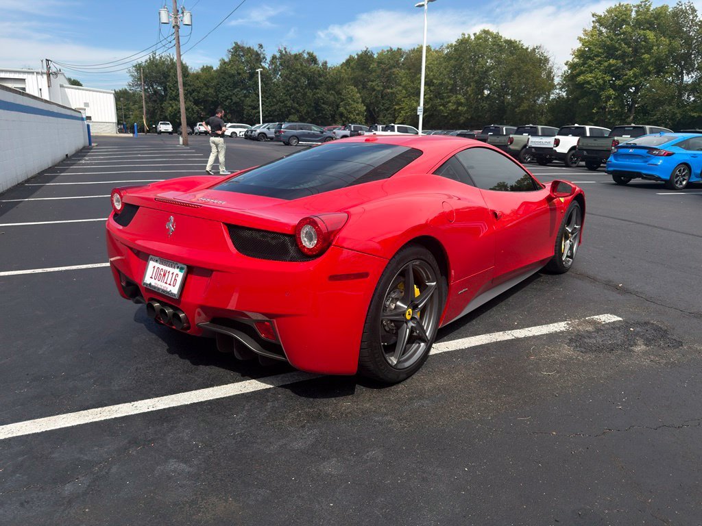 Used 2011 Red Ferrari Base image 5