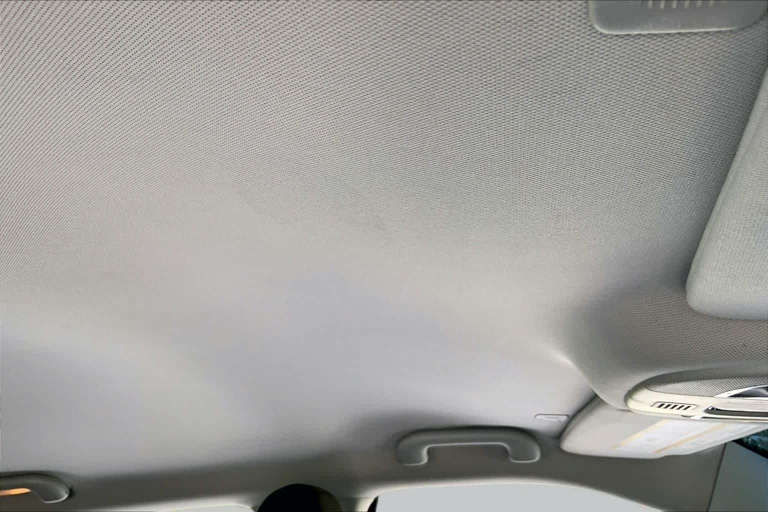 Used 2019 Redline Pearlcoat Jeep Sport image 14
