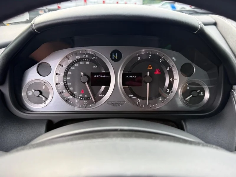 Used 2008 Silver Aston Martin Base image 20