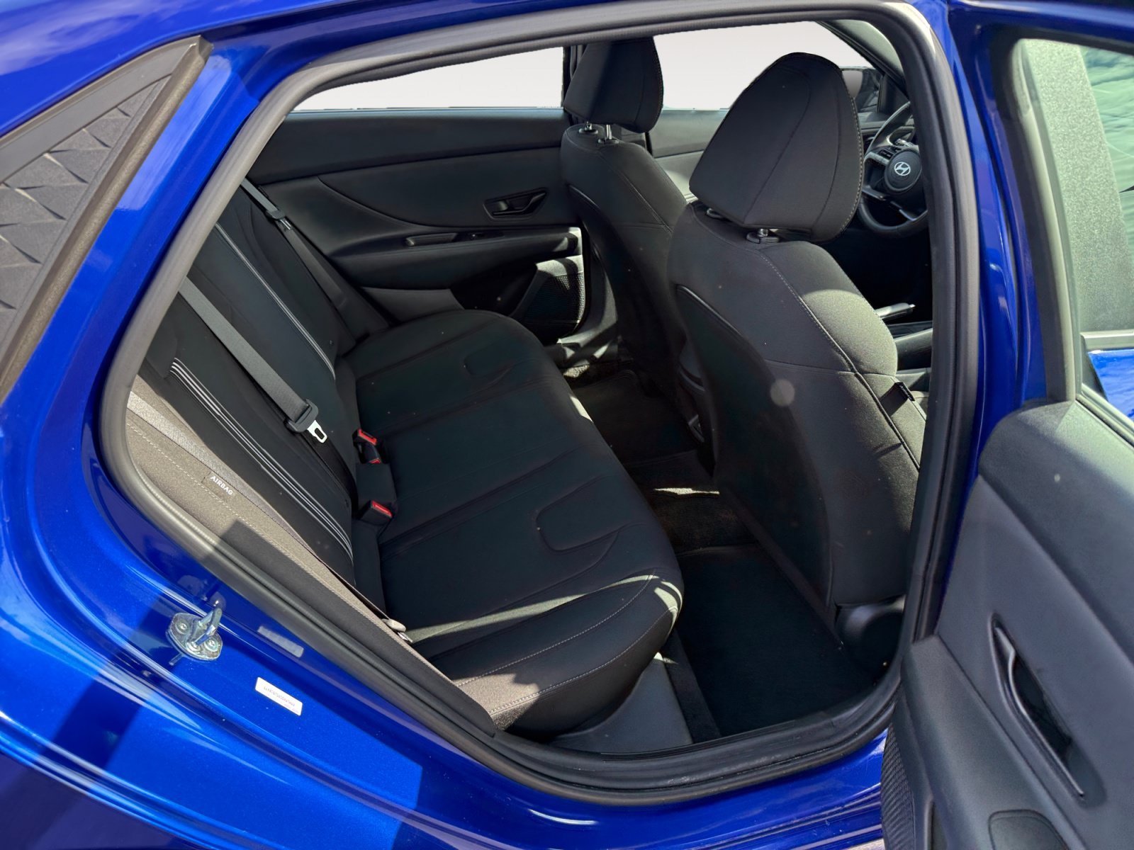 Certified Used 2025 Intense Blue Hyundai SEL Sport image 18