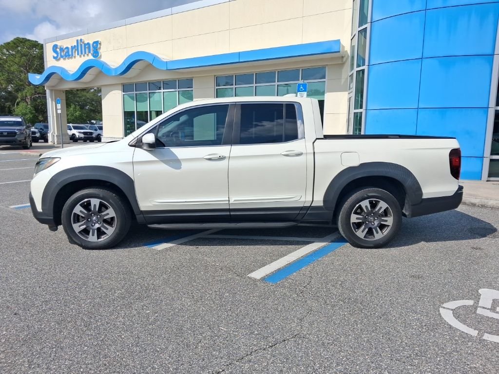 Used 2017 White Honda RTL-T image 8