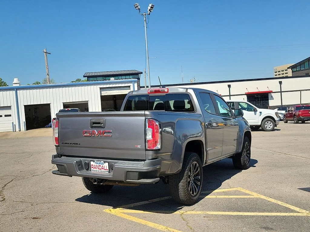 Used 2022 Satin Steel Metallic GMC Elevation image 5
