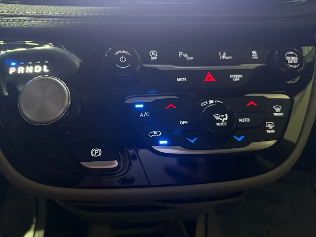 Used 2023 White Chrysler Touring L image 24