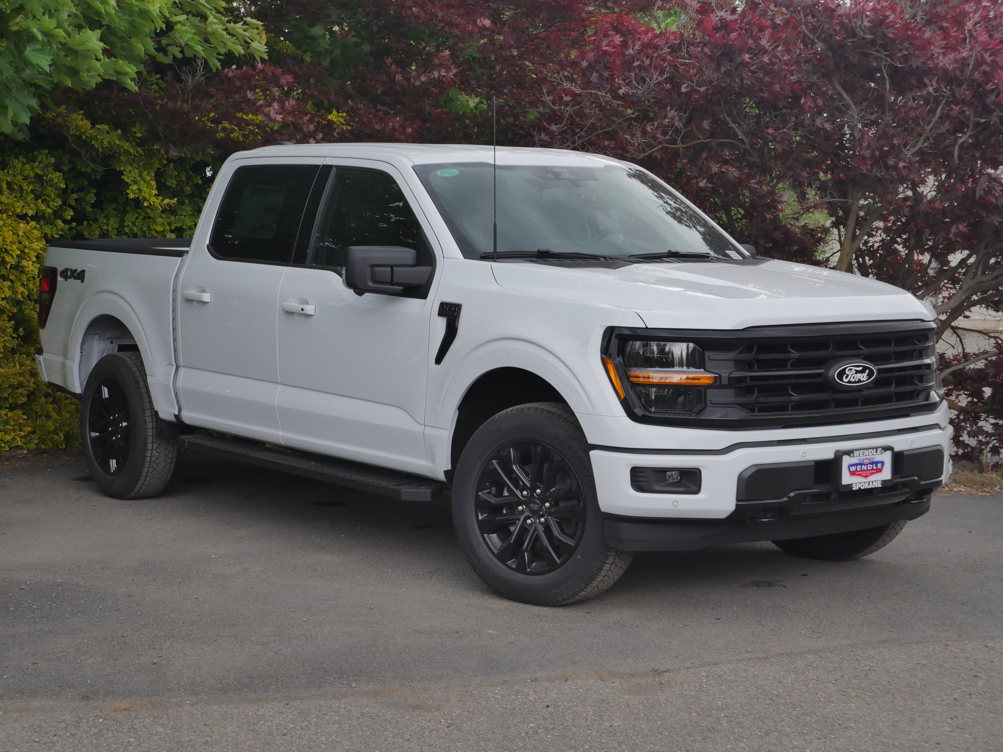 New 2026 Oxford White Ford XLT image 31