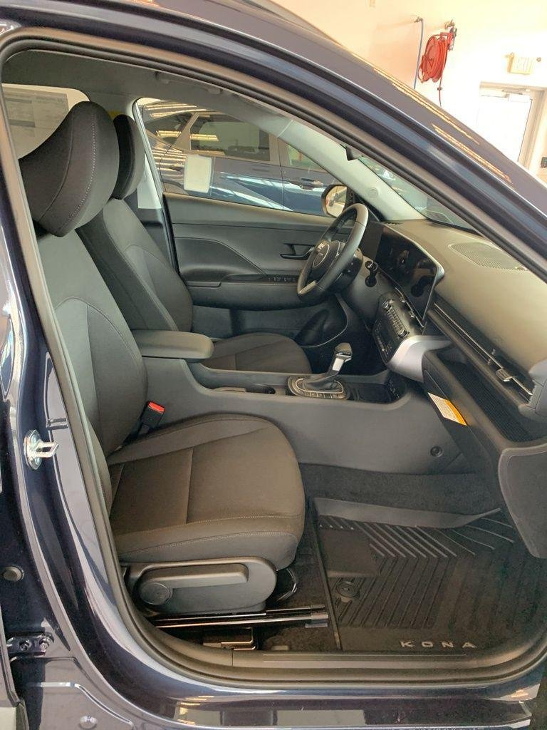 New 2026 Blue Hyundai SEL Sport AWD image 17