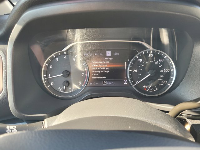Used 2021 White Nissan SV image 29