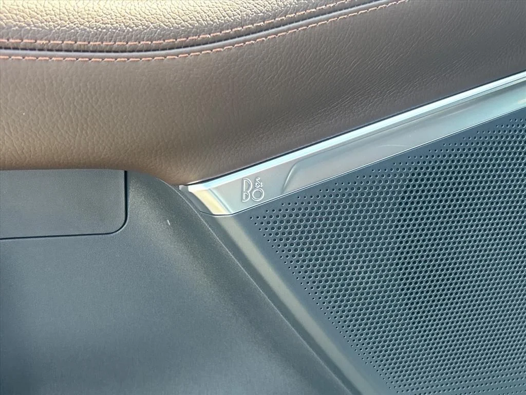 New 2026 Star White Metallic Tri-Coat Ford King Ranch® image 27