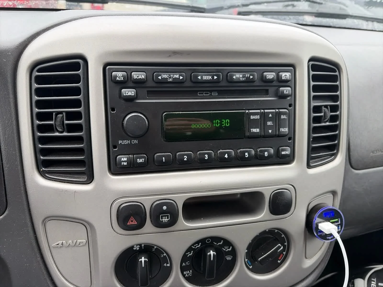 Used 2007 Vista Blue Ford XLT image 4