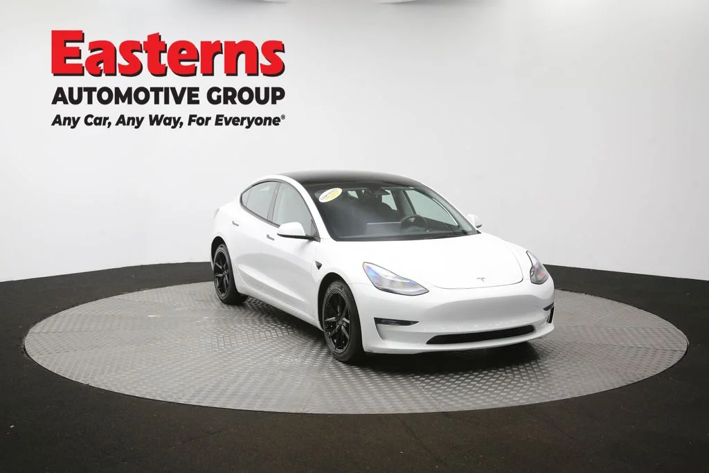 Used 2023 White Tesla Base image 46