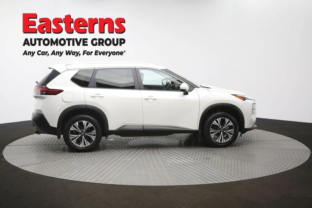 Used 2023 White Nissan SV image 48