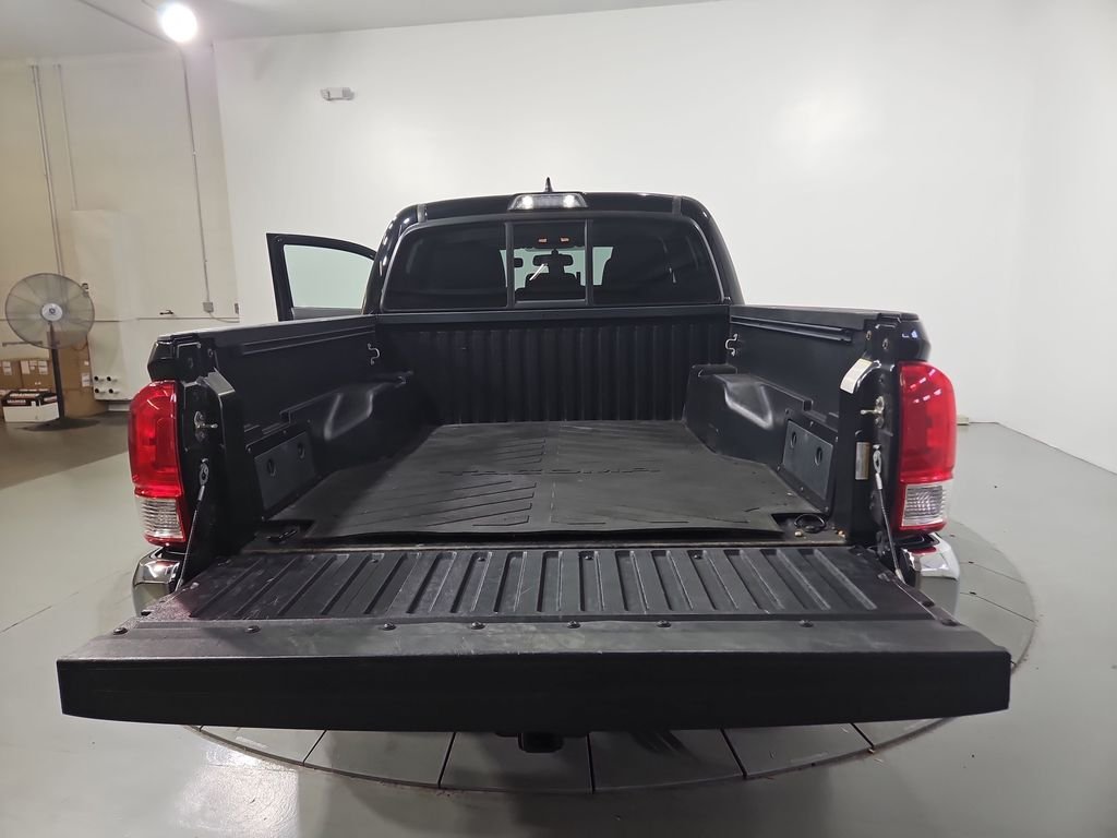 Used 2017 Black Toyota SR5 image 22