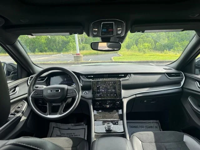 Used 2024 Silver Jeep Altitude X image 14