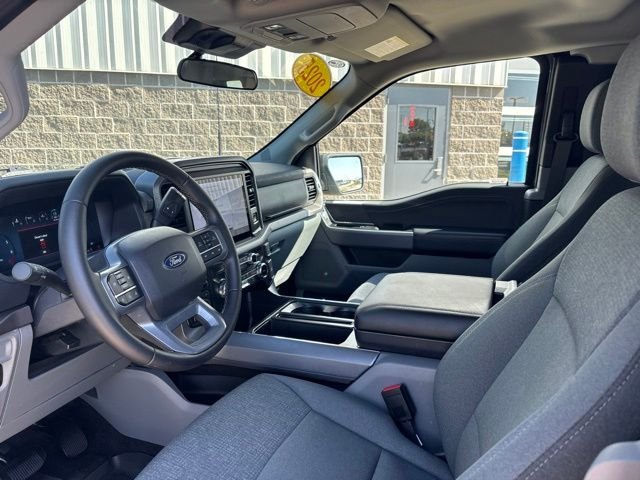 Used 2025 Gray Ford XLT image 16