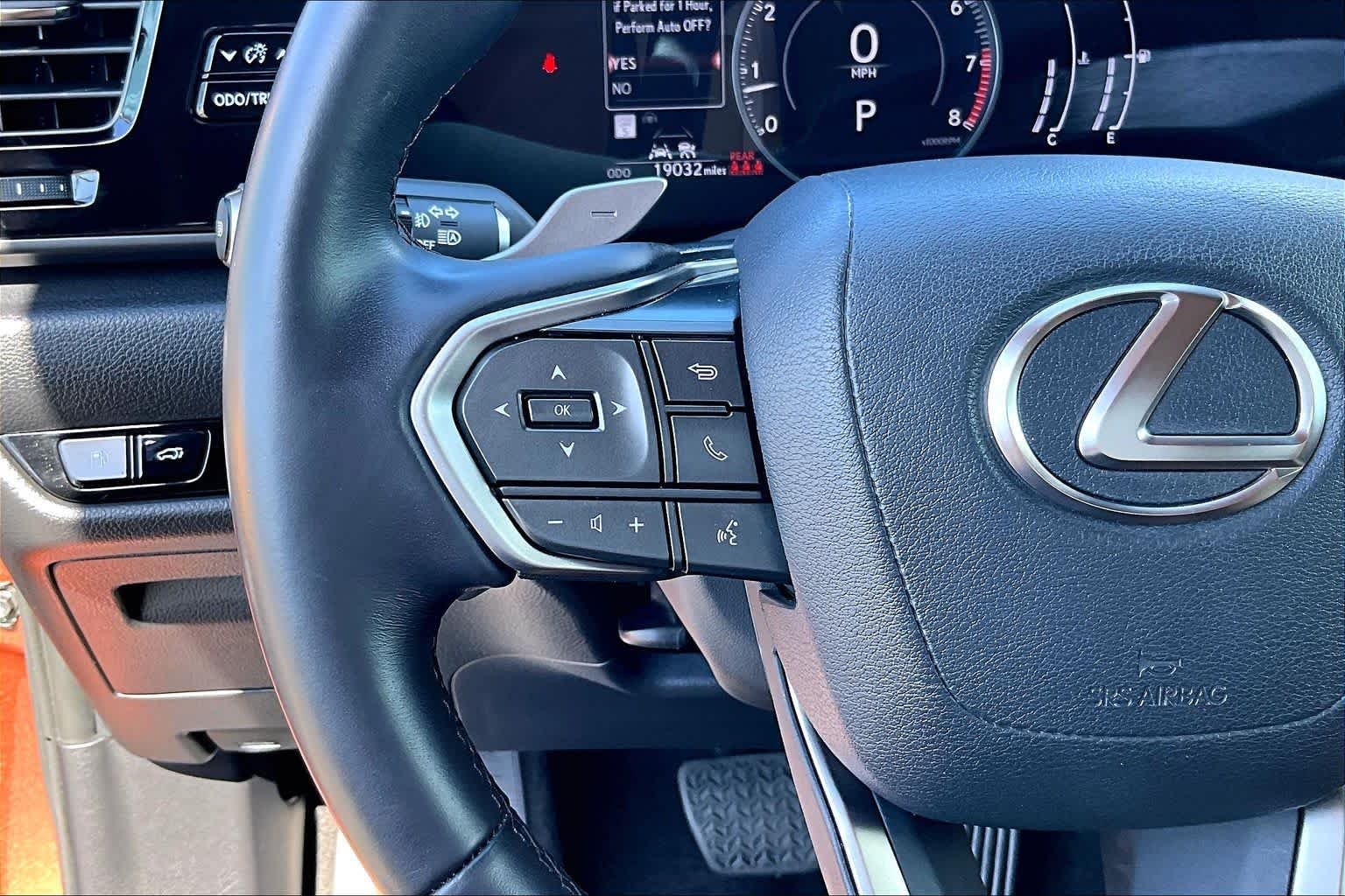 Certified Used 2025 COPPER CREST Lexus  image 22