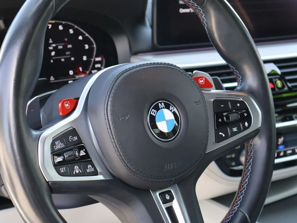 Used 2023 Alpine White BMW Base image 20