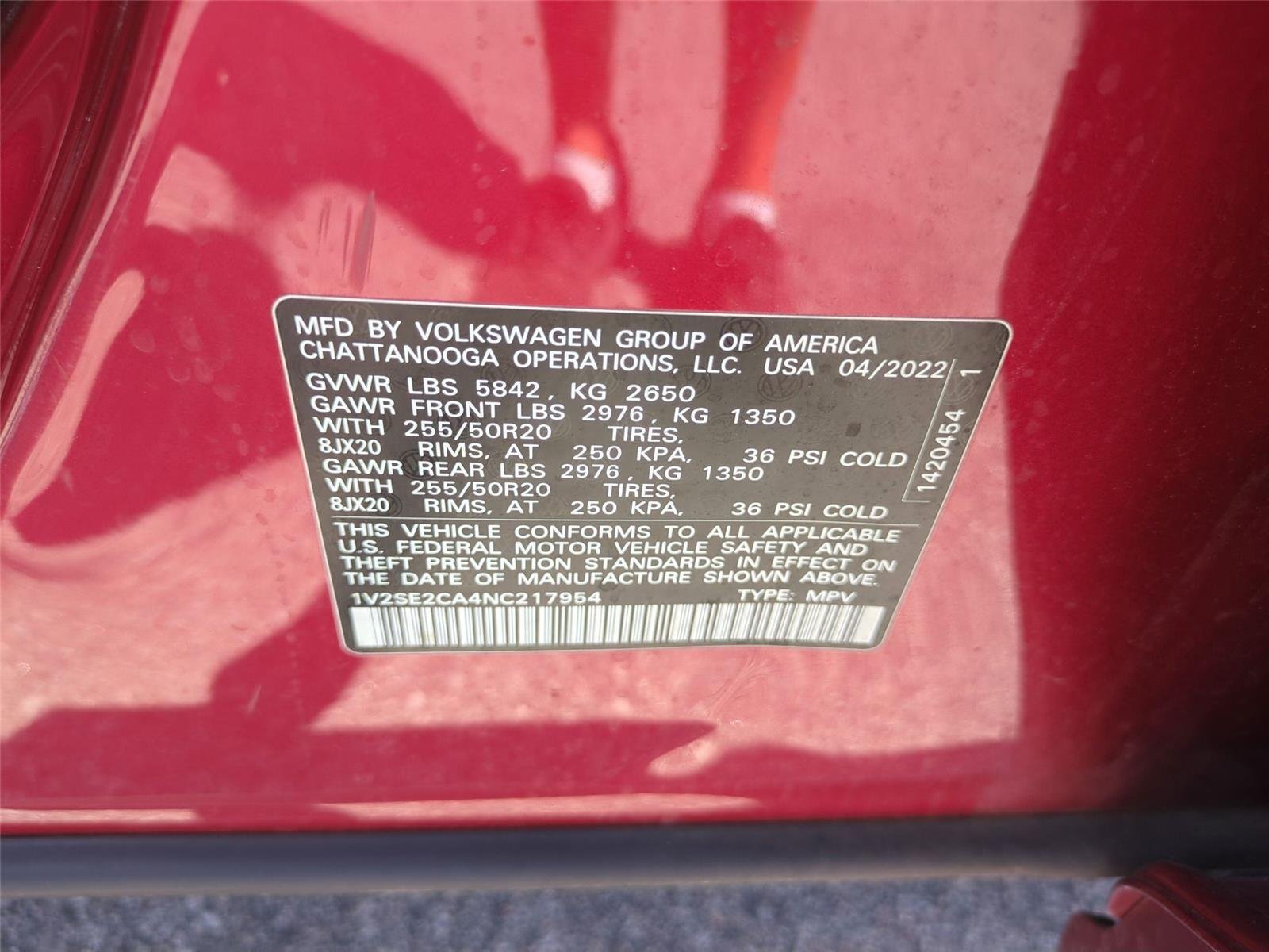 Used 2022 Aurora Red Metallic Volkswagen 3.6L V6 SEL R-Line image 42