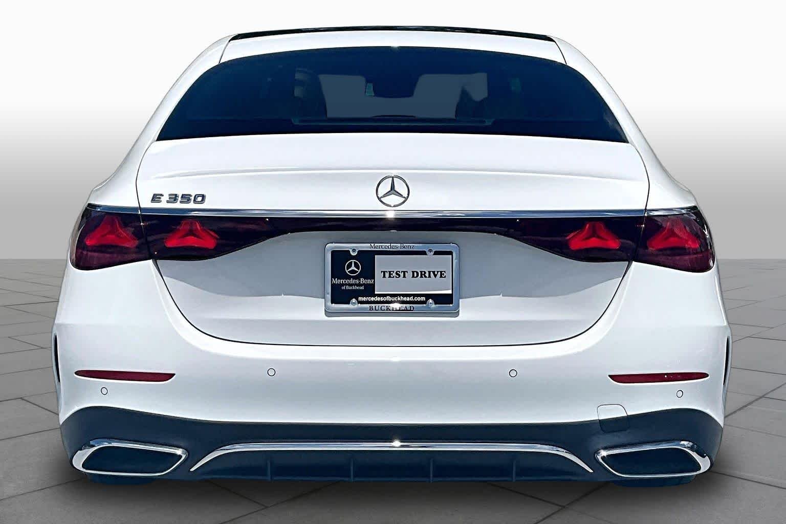 Used 2026 MANUFAKTUR Moonlight White Metallic Mercedes-Benz E 350 image 5