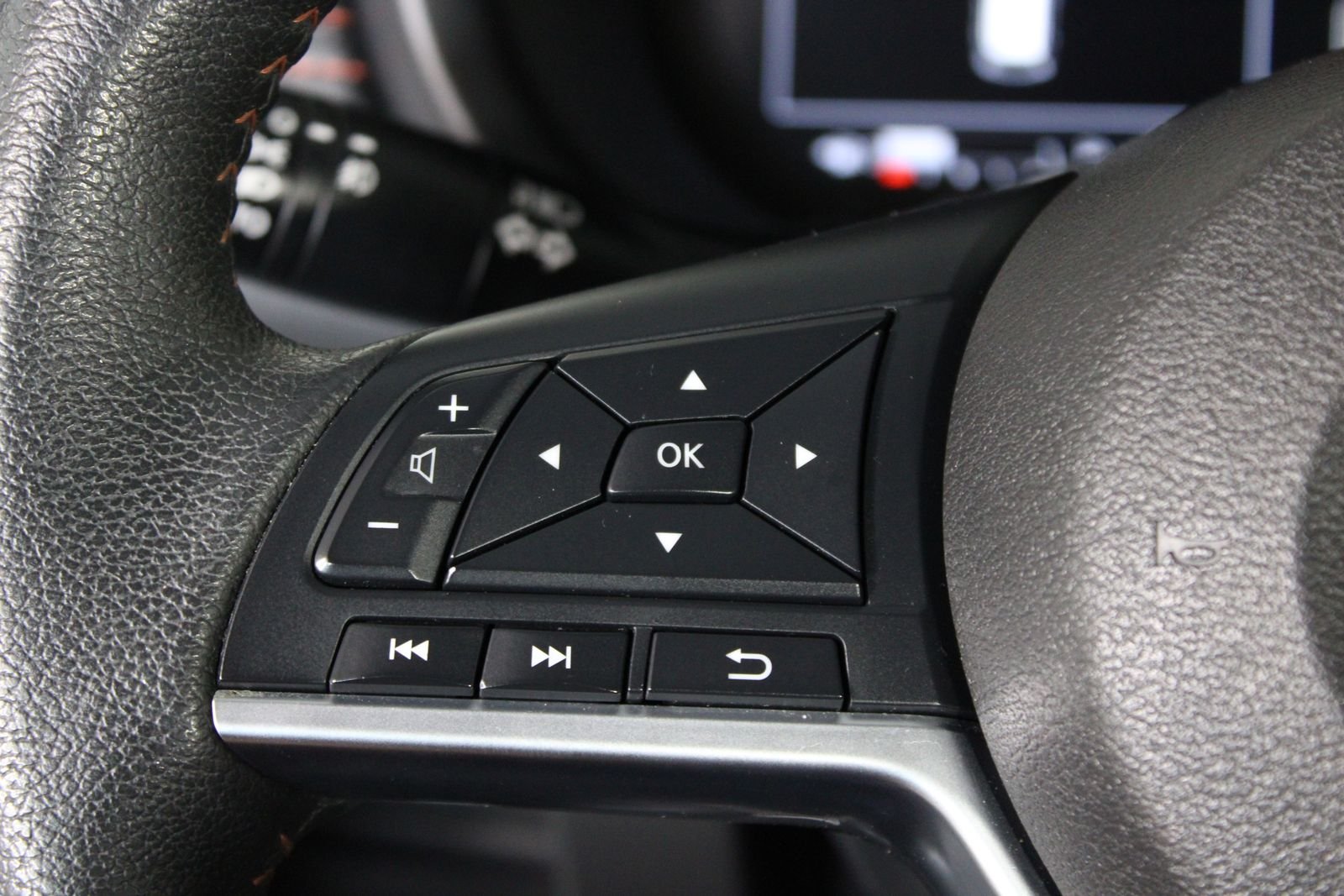 Used 2024 Black Nissan SR image 17