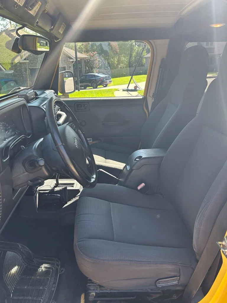 Used 2006 Yellow Jeep Unlimited Rubicon image 4