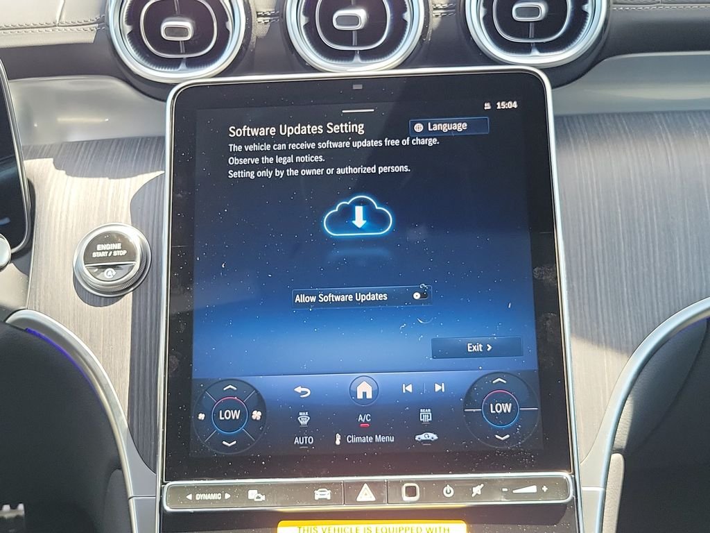 New 2027 Polar White Mercedes-Benz GLC 300 image 14