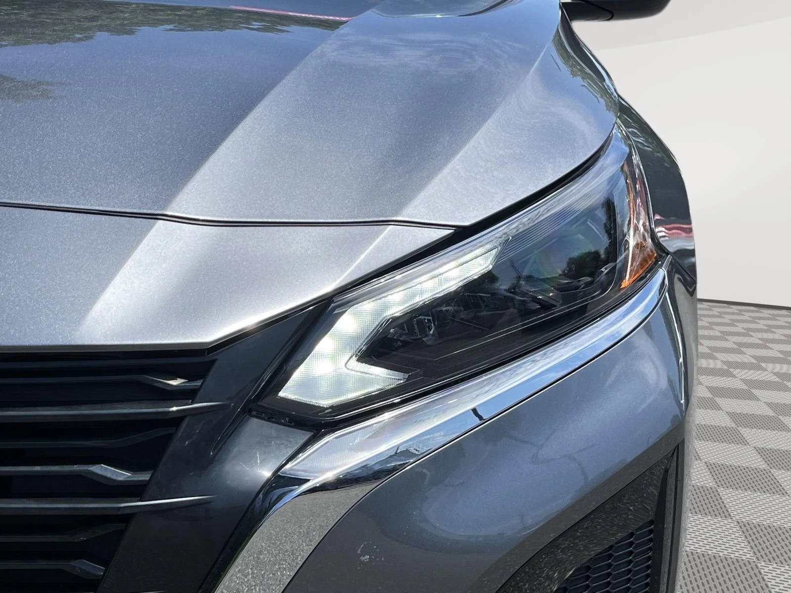 Certified Used 2025 Gun Metallic Nissan S image 12