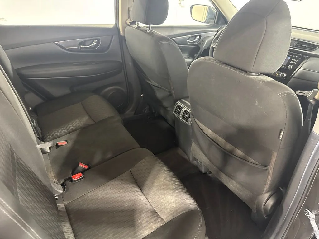 Used 2017 Midnight Nissan S image 23