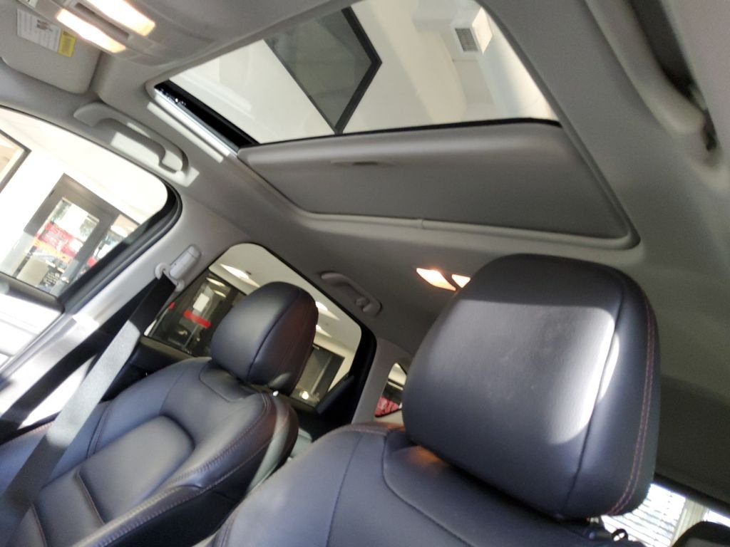 Used 2021 Gray Mazda Grand Touring image 25