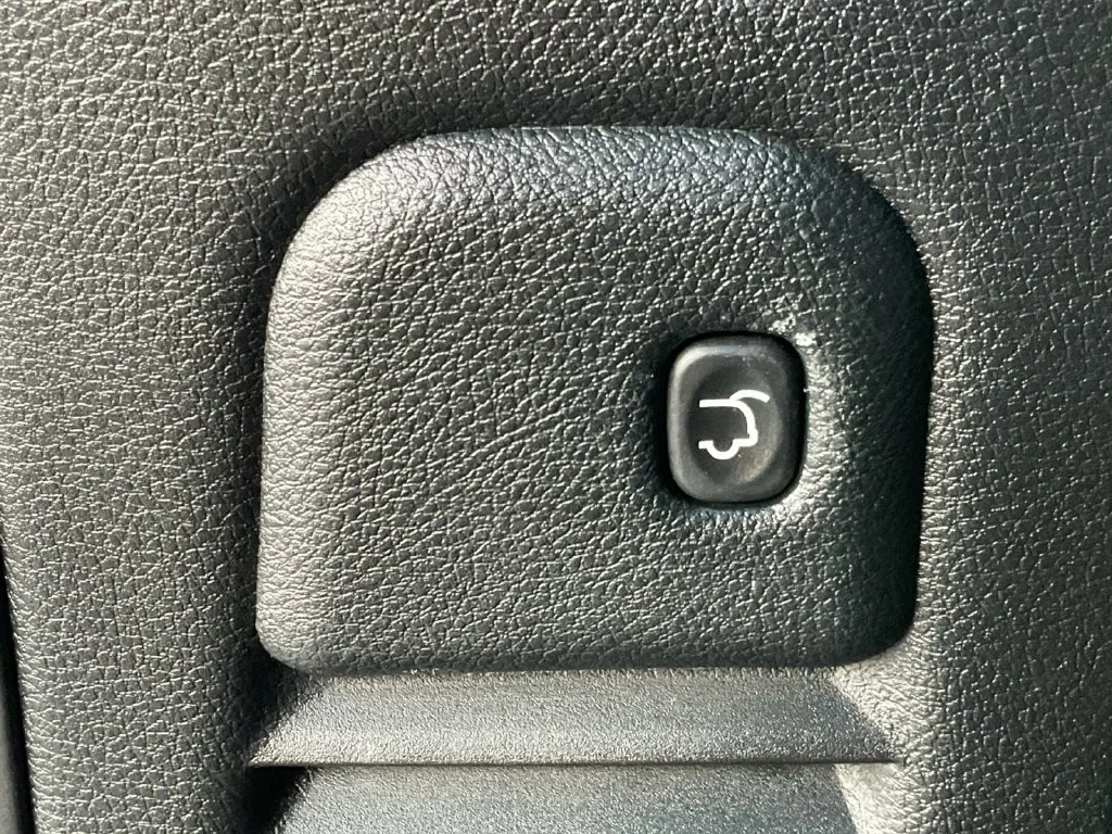 Used 2018 White Dodge GT image 32