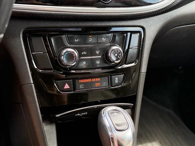 Used 2020 White Buick Preferred image 23