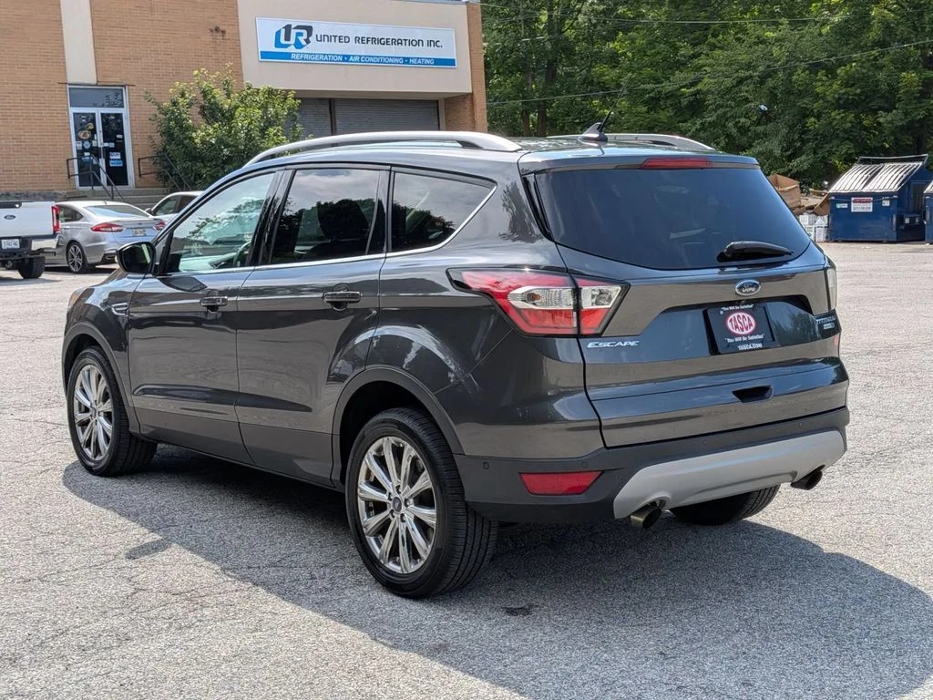 Used 2018 Gray Ford Titanium image 8