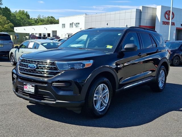 Used 2021 Black Ford XLT image 4
