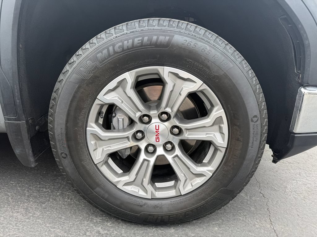 Used 2025 Sterling Metallic GMC SLT image 23