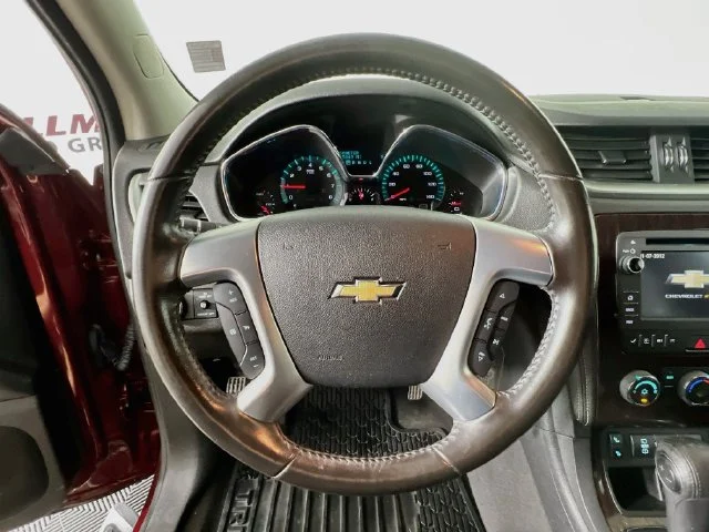 Used 2017 Red Chevrolet 1LT image 12