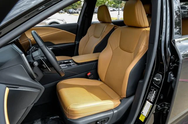 Used 2025 Black Lexus 350 Premium Plus image 42