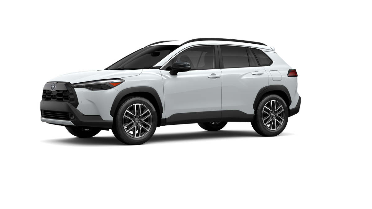 New 2026 Wind Chill Pearl Toyota XLE image 2