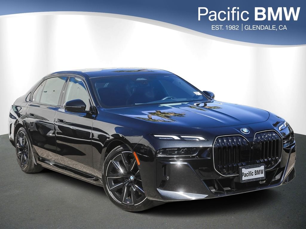 2026 BMW 7 Series 750e xDrive Sedan's photo