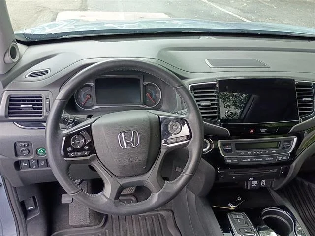 Certified Used 2022 GRAY Honda Touring w/Rear Captain