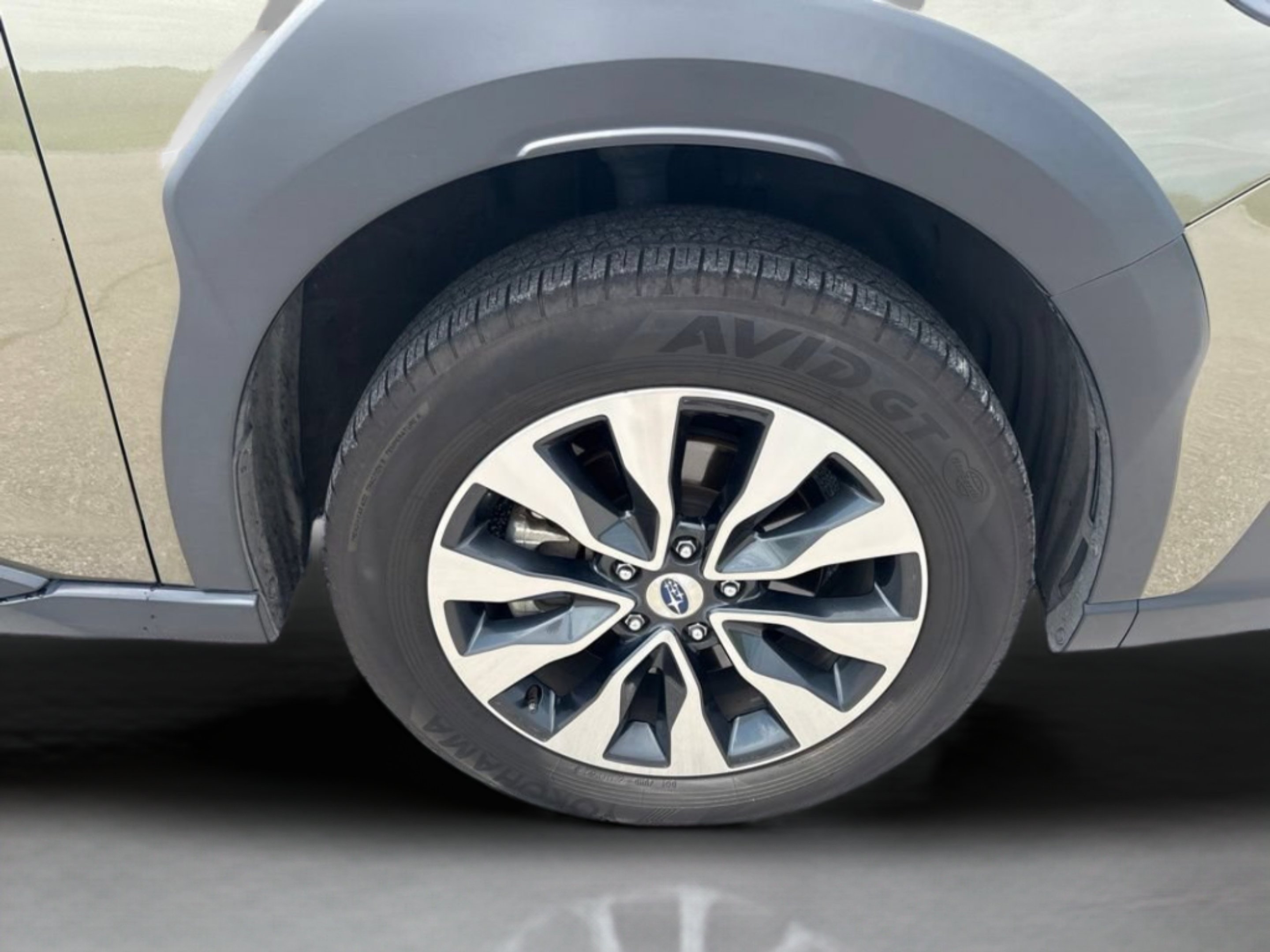 Used 2024 Autumn Green Metallic Subaru Touring image 34