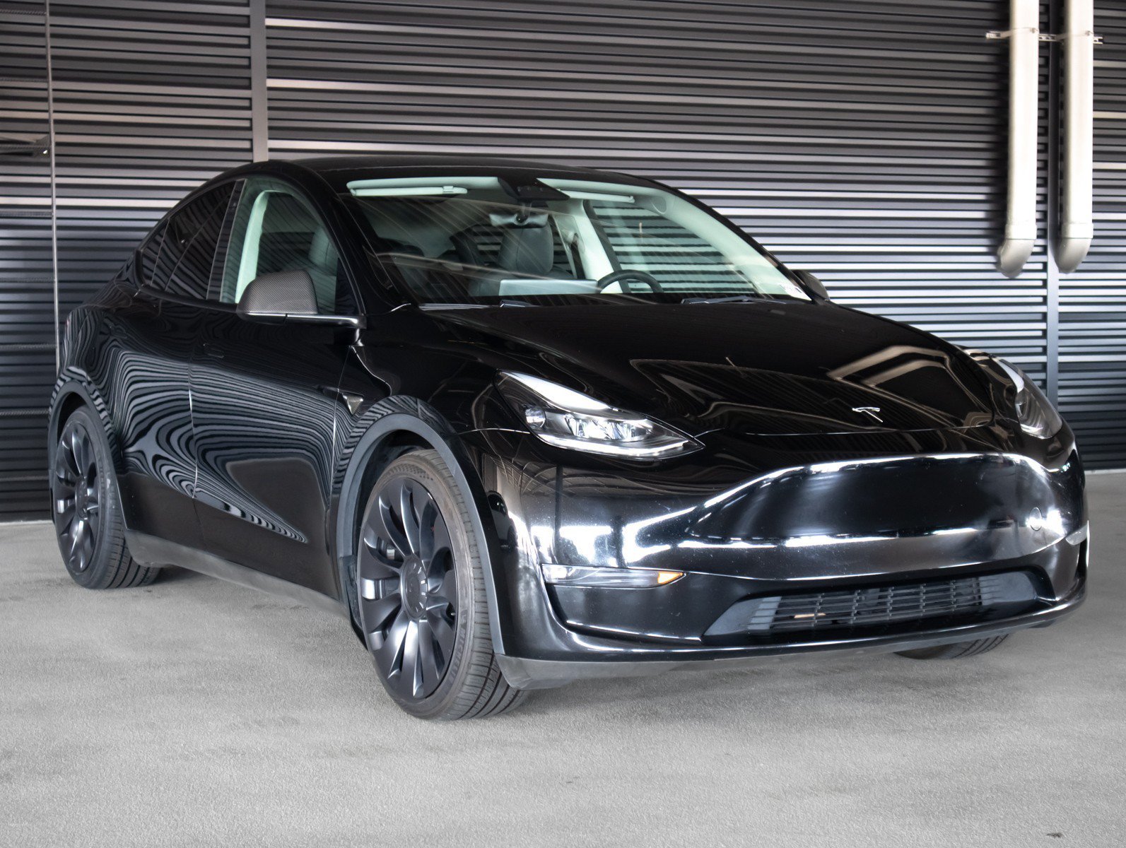 Used 2023 White Tesla Performance image 10