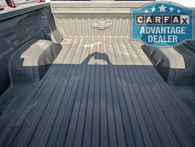Used 2024 Summit White Chevrolet LT image 23