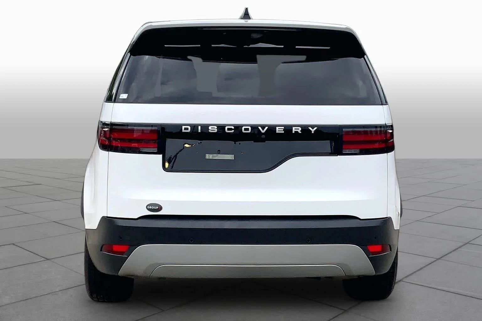 Used 2024 Fuji White Land Rover S image 5