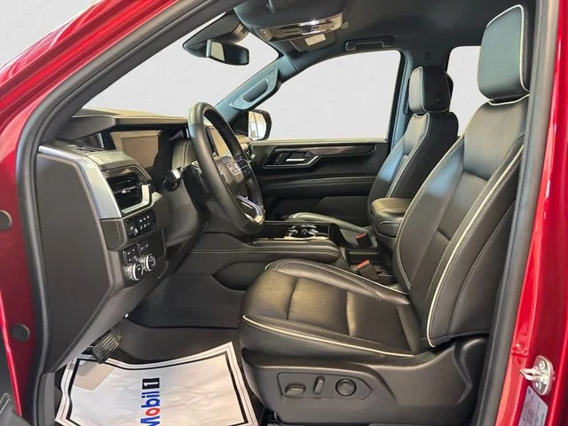 Used 2025 Red GMC Elevation image 10