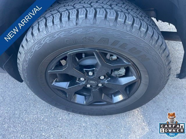 Used 2024 Azure Gray Metallic Ford LARIAT image 17
