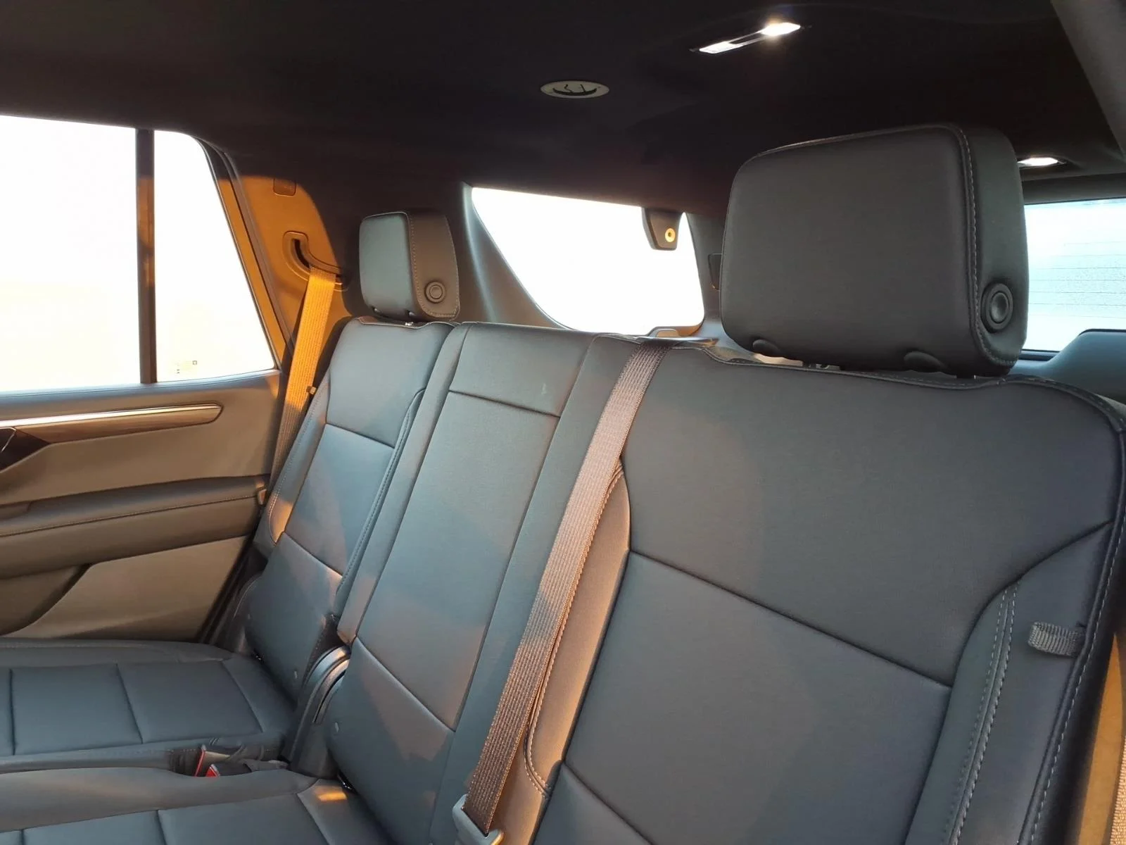 New 2026 Lakeshore Blue Metallic Chevrolet Commercial image 10